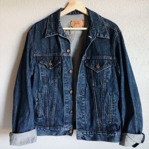 Oversized Levi’s denim jacket